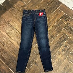 NWT SPANX ankle skinny jeans Size M